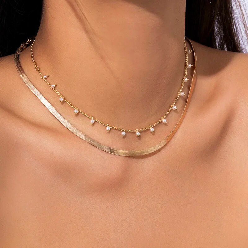 Monica Kryptonity rings are <strong>Made of premium stainless steel</strong>, so won’t tarnish! Create your own Kryptonity jewelry combinations to create your style and enrich your Outfits! Available in <strong>Gold</strong>. <strong>5 iteams</strong> Don’t hesitate to tag us on Instagram to show us your beautiful outfits! <strong>@kryptonity-official</strong>