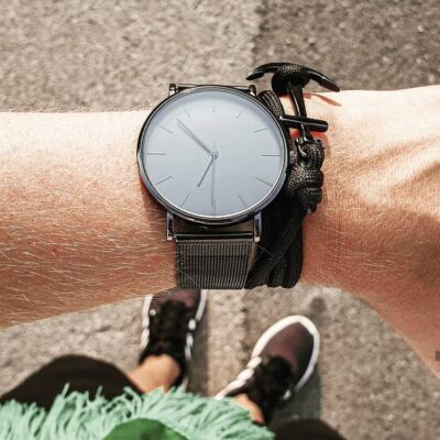 instagram classic black watch